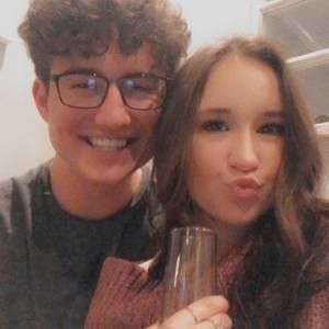 Meet your Posher, Alyson